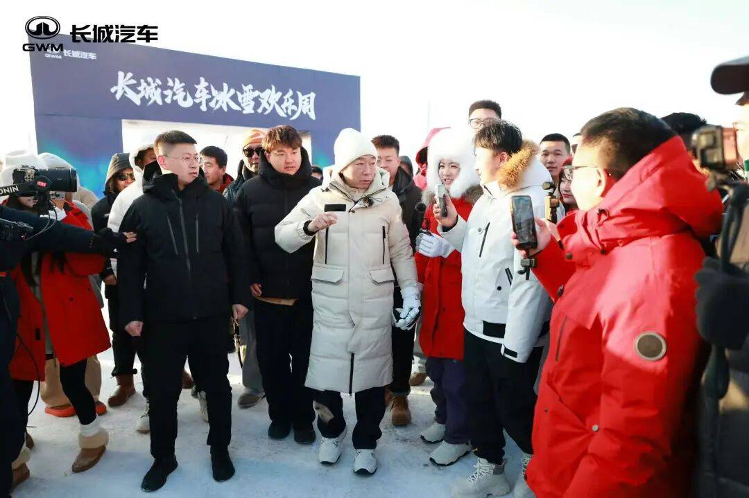 九游体育从沙漠到冰雪周：魏建军让“以用户为中心”有了人格载体