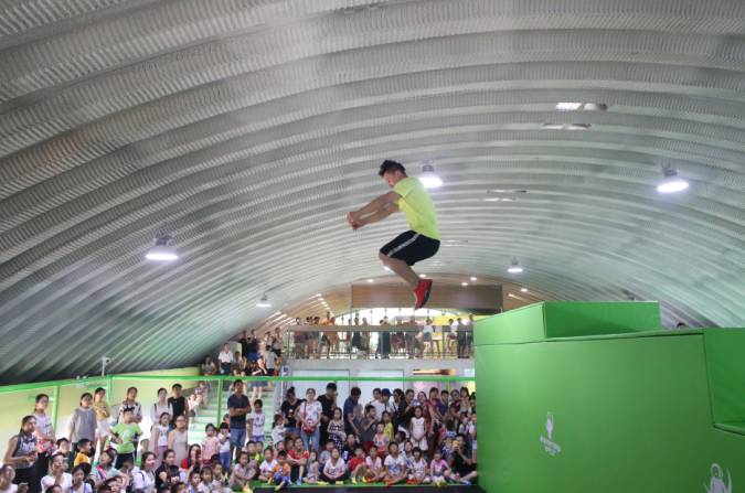 九游体育蹦床馆打开武汉休闲体育掘金之门